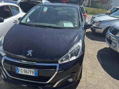 Usata Peugeot 208 82 CV (60 kW) 2016 Blu Utilitaria