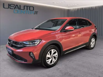 Begagnad VW Taigo Life 95 HK (69 kW) 2023 Röd SUV
