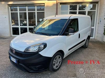 Usata Fiat Doblò 105 CV (77 kW) 2020 Bianco Monovolume