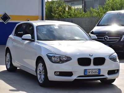 Usata BMW 118 143 CV (105 kW) 2014 Bianco Utilitaria