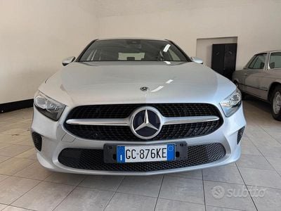Usata Mercedes A180 116 CV (85 kW) 2020 Grigio Berlina