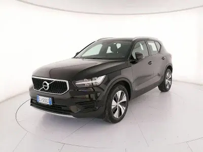 Occasion Volvo XC40 Momentum 163 ch (119 kW) 2022 Noir SUV