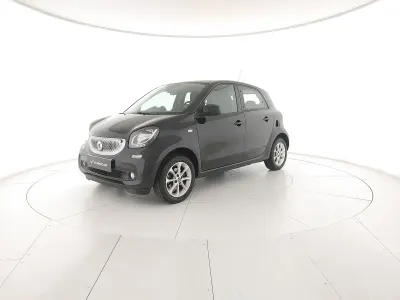 Usata Smart ForFour 71 CV (52 kW) 2019 Nero Utilitaria