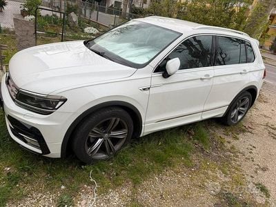 Usata VW Tiguan R-line 150 CV (110 kW) 2017 Bianco SUV