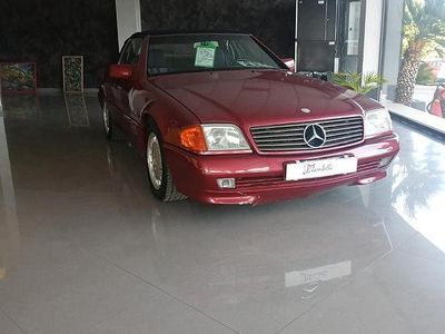 Begagnad Mercedes SL300 231 HK (169 kW) 1992 Röd Cab