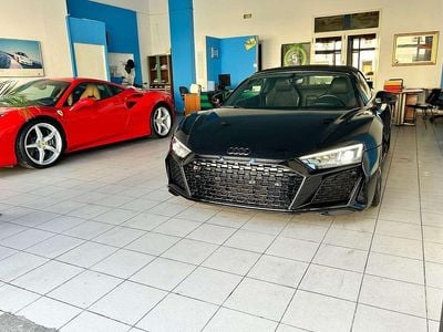 Usata Audi R8 Spyder Ambiente 570 CV (419 kW) 2021 Nero Cabrio
