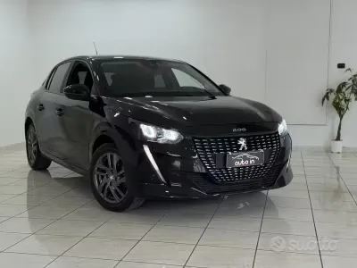 Usata Peugeot 208 Active 75 CV (55 kW) 2022 Nero Utilitaria