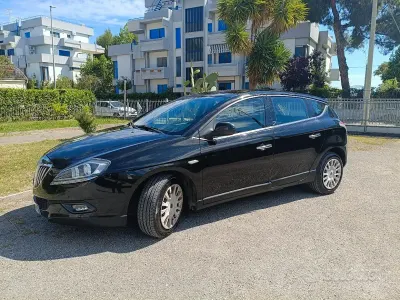 Usata Lancia Delta 120 CV (88 kW) 2009 Nero Utilitaria