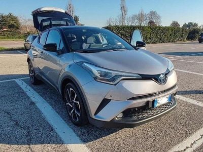 Usata Toyota C-HR Style 98 CV (72 kW) 2017 Grigio SUV
