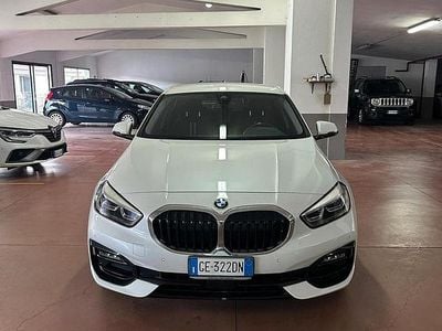 Usata BMW 116 M Sport 115 CV (84 kW) 2021 Bianco Utilitaria