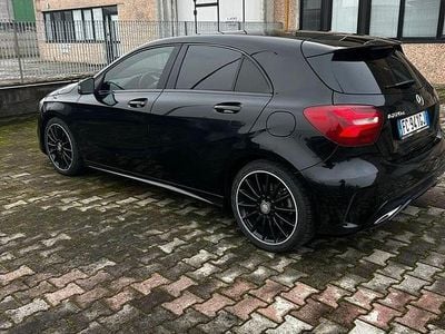 Usata Mercedes 220 177 CV (130 kW) 2016 Nero Berlina