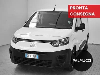 Usata Fiat Doblò 102 CV (75 kW) 2023 Bianco Monovolume