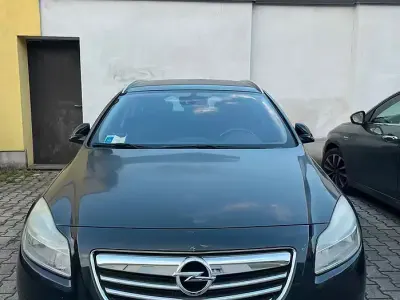 Usata Opel Insignia 194 CV (142 kW) 2013 Nero Station wagon