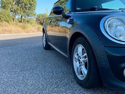 Usata Mini Cooper 90 CV (66 kW) 2012 Nero Utilitaria