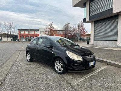 Usata Opel Corsa 2008 Berlina