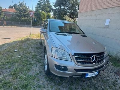 Mercedes ML320