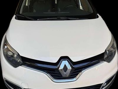 Usata Renault Captur Intens 90 CV (66 kW) 2017 Beige SUV