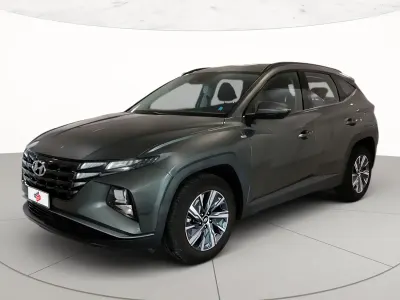Usata Hyundai Tucson 150 CV (110 kW) 2023 Grigio metallizzato scuro SUV