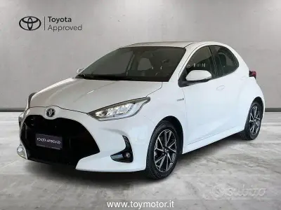 Usata Toyota Yaris Hybrid Trend 116 CV (85 kW) 2020 Bianco Berlina