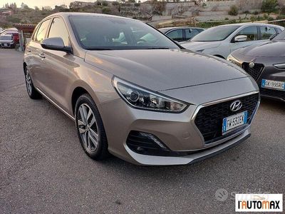 Usata Hyundai i30 116 CV (85 kW) 2019 Bianco Berlina