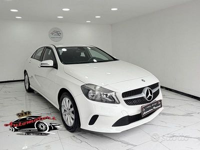 Usado Mercedes A180 109 CV (80 kW) 2016 Blanco Berlina