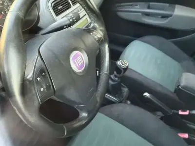 Usata Fiat Grande Punto Active 77 CV (56 kW) 2009 Utilitaria