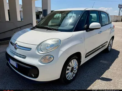 Usata Fiat 500L Lounge 95 CV (69 kW) 2016 Bianco Monovolume