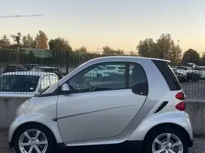Usata Smart ForTwo Coupé 41 CV (30 kW) 2009 Grigio Coupé