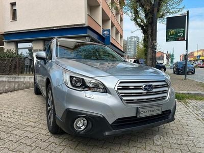Grigio Usata 2015 Subaru Outback Station wagon | 17.900 € (Molto cara)