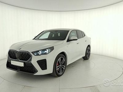 Begagnad BMW X2 M Sport 163 HK (119 kW) 2025 Vit SUV