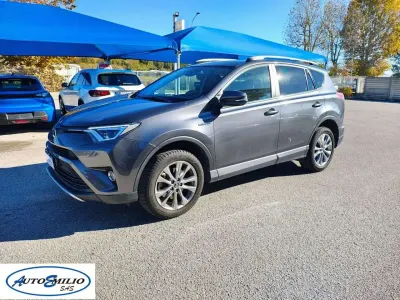Usata Toyota RAV4 Hybrid Lounge 155 CV (114 kW) 2016 Grigio scuro SUV