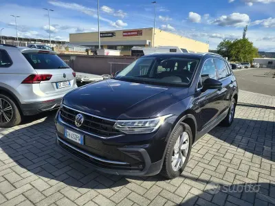 Usata VW Tiguan 150 CV (110 kW) 2021 Nero SUV