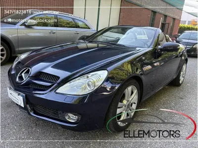 Usata Mercedes SLK200 184 CV (135 kW) 2010 Blu Cabrio