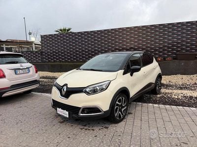 Usata Renault Captur 110 CV (80 kW) 2015 Bianco SUV