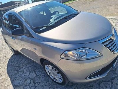 Usata Lancia Ypsilon 69 CV (50 kW) 2015 Utilitaria