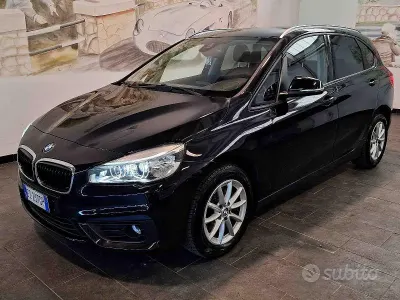 Usata BMW 218 Active Tourer Comfort Edition 150 CV (110 kW) 2015 Nero Monovolume