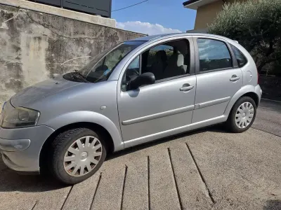 Usata Citroën C3 Exclusive 73 CV (53 kW) 2002 Grigio Utilitaria