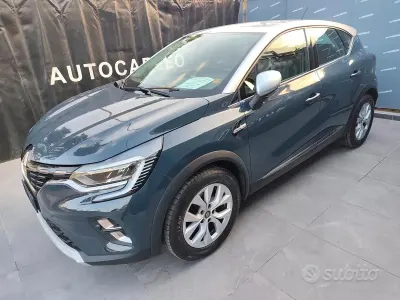 Second-hand Renault Captur 101 CP (74 kW) 2020 Albastru SUV