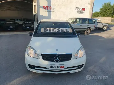 Usata Mercedes A160 109 CV (80 kW) 2011 Bianco Berlina