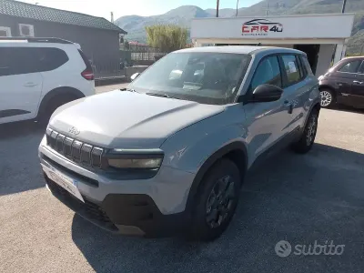 Ny Jeep Avenger Longitude 101 HK (74 kW) 2026 Grå SUV