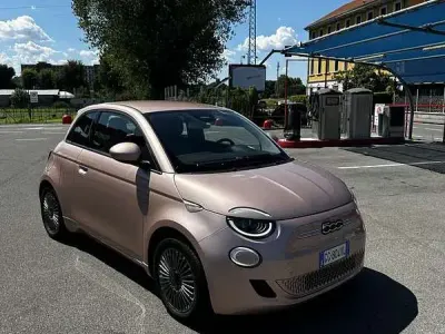 Usata Fiat 500e Icon 42 kW (58 CV) 2022 Utilitaria