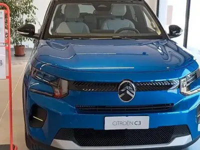 Nuova Citroën C3 PureTech 101 CV (74 kW) 2026 Bluazzurro SUV