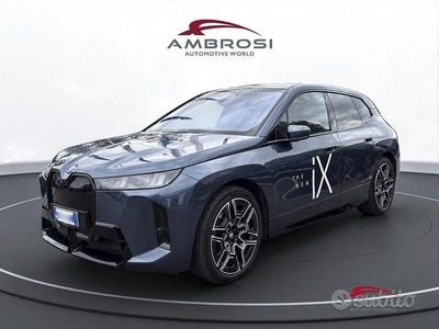 Usata BMW iX Comfort Edition 300 kW (408 CV) 2025 Blu SUV