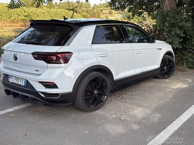 Usata VW T-Roc 150 CV (110 kW) 2018 Bianco SUV