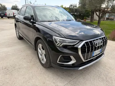 Käytetty Audi Q3 Premium 149 HP (109 kW) 2021 Musta Katumaasturi