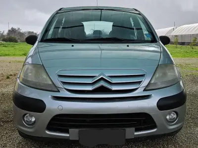 Usata Citroën C3 73 CV (53 kW) 2007 Grigio Berlina