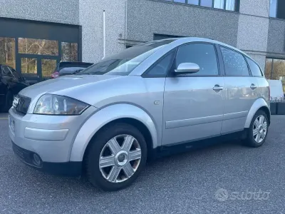 Usata Audi A2 75 CV (55 kW) 2001 Grigio Utilitaria
