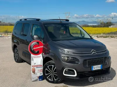 Usata Citroën Berlingo Shine 131 CV (96 kW) 2019 Grigio Monovolume
