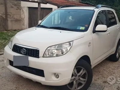 Usata Daihatsu Terios 105 CV (77 kW) 2010 Bianco SUV