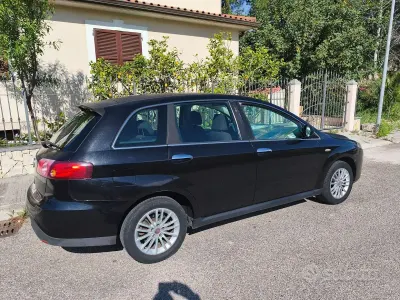 Usata Fiat Croma 150 CV (110 kW) 2008 Nero Station wagon